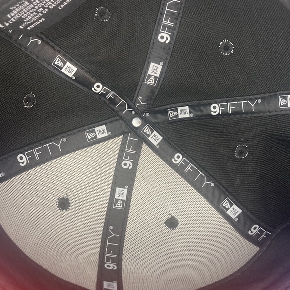 Brand new snap back hat ever worn - Picture 8 of 8